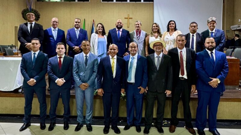 Prefeito e vice são empossados para administrar Aracruz por mais quatro anos