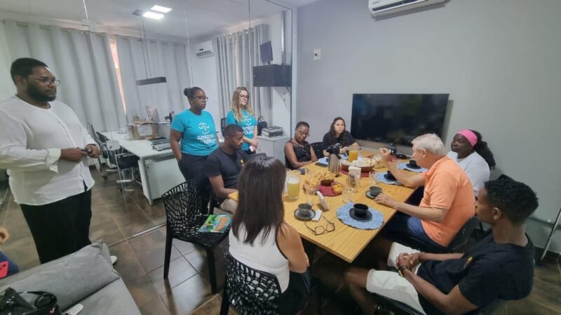 Deputado Paulo Folletto faz visita à sede da Associação Amigos da Justiça